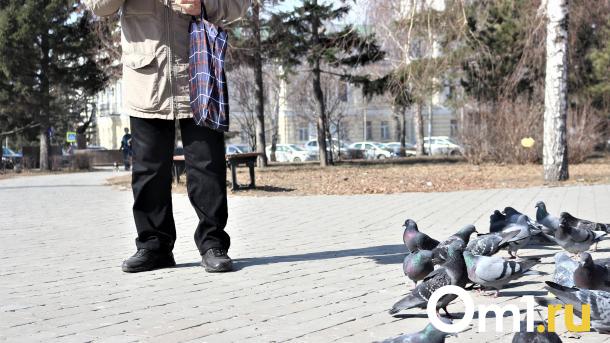 В Омске 92-летний пенсионер продолжает работать
