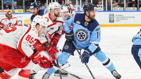 Новосибирская «Сибирь» потерпела сокрушительное поражение от «Автомобилиста»