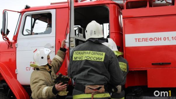 В Омске произошёл пожар в частном доме — есть пострадавший