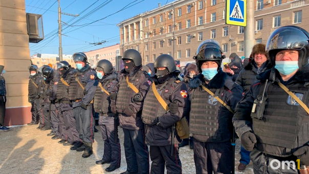 103 объявления о продаже бронежилетов опубликовали новосибирцы