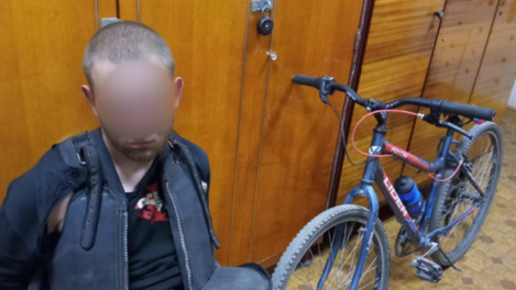 Заплатить за проезд придётся: на украденном велосипеде омич смог доехать от Амура до Привокзального