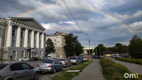 Омская мэрия назвала улицу, на которой появятся платные парковки