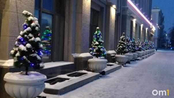 Омских чиновников обязали работать во время новогодних каникул