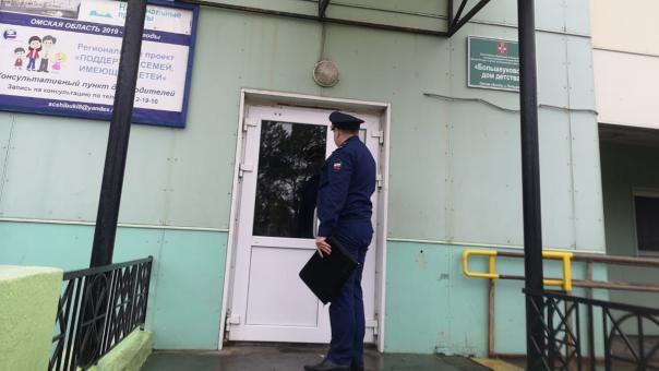 Прокуратура: Случай издевательств в Большеуковском детдоме мог быть не единичным