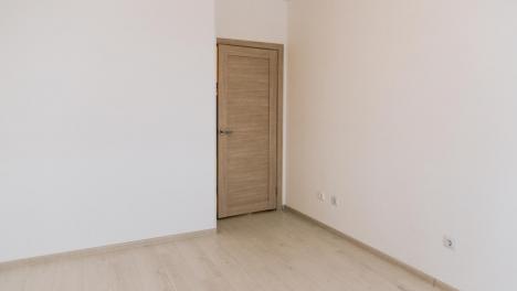 Шесть дней без еды и воды — жительница Новосибирска оказалась в изоляции. Что увидели её дети в квартире?