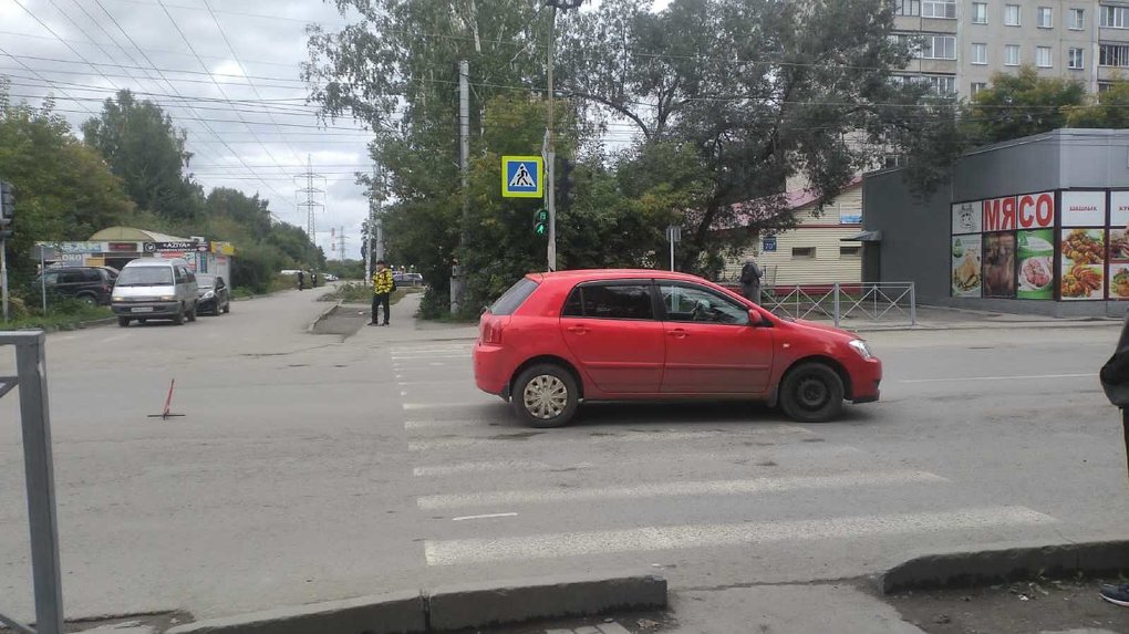 Водитель иномарки сбил мальчика на пешеходном переходе в Новосибирске