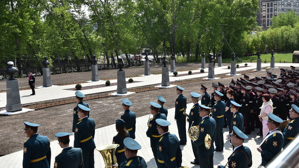 Первая Аллея кадетской славы России открылась в Новосибирской области