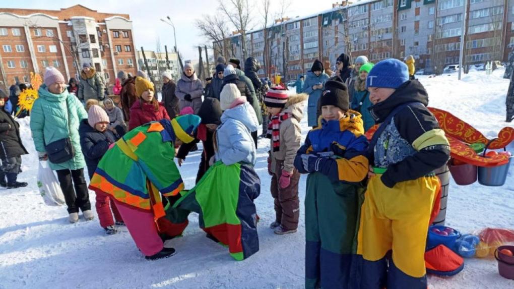 Масленица Центрального округа в Омске пройдёт на детской площадке