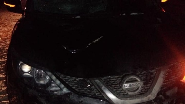 Под Омском на подъезде к посёлку автомобилистка насмерть сбила пешехода