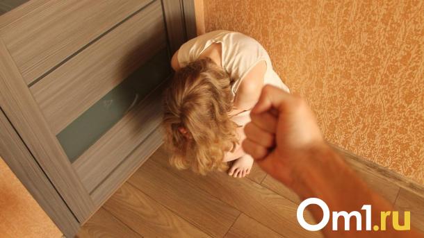 Возбудившиеся в секс-шопе новосибирцы начали приставать к продавщице