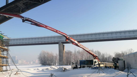Чугунную ограду на Октябрьском мосту в Новосибирске полностью заменят