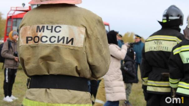 Ревность в Новосибирске: женщина спалила автомобиль Mercedes экс-партнёра