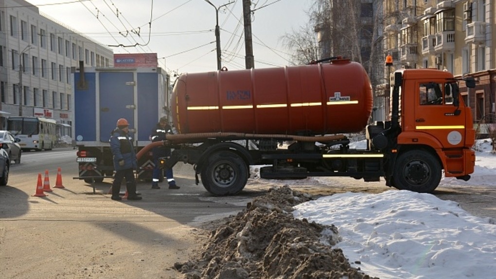 В начале новой рабочей недели сотни домов в Омске останутся без воды (ГРАФИК и СПИСОК АДРЕСОВ)