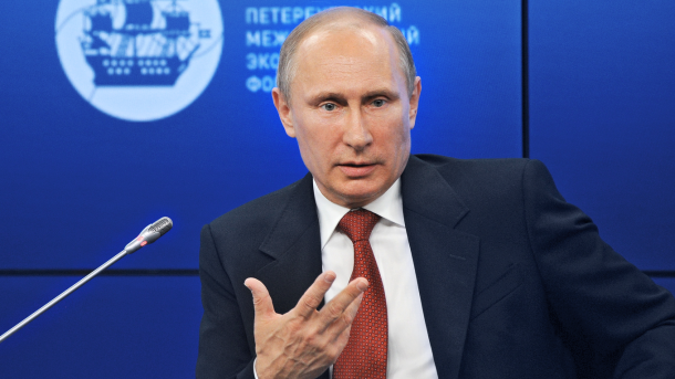 Президент России Владимир Путин поздравил омичей с Днём Победы