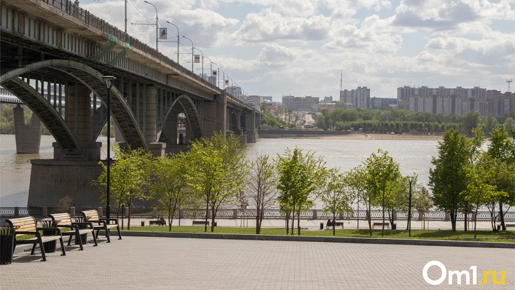В Новосибирске отремонтируют 67-летний Октябрьский мост. ФОТО