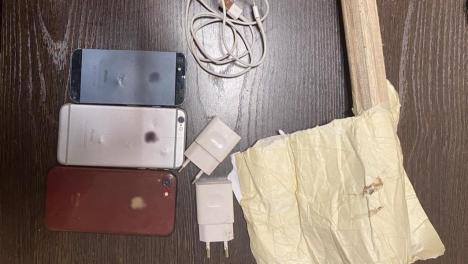 Новосибирск: как задержали мужчину с телефонами у СИЗО – детали ночной операции