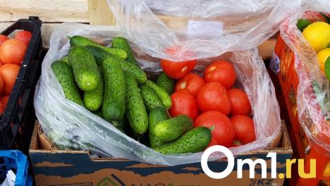 В Омске резко упали цены на свежие овощи