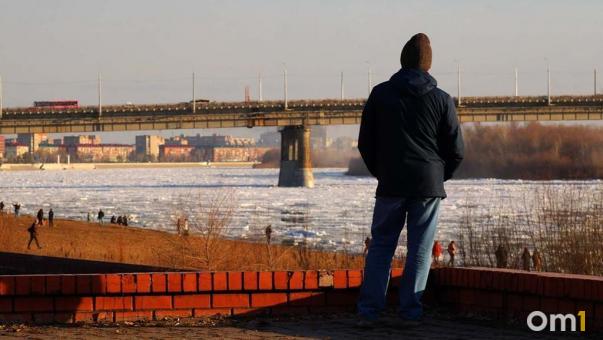 Больше половины омичей готовы сменить город ради высокой зарплаты