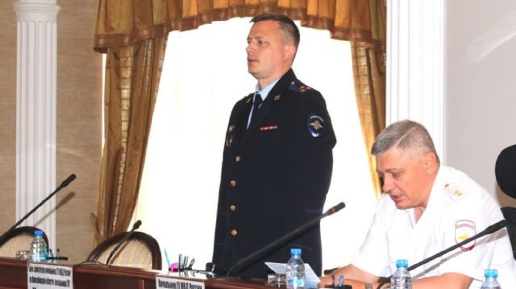 «Сироты стоят в очередь»: новосибирский генерал МВД живёт в муниципальной квартире после увольнения