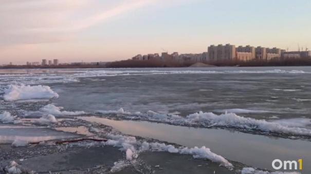В ночь Омск накроет непогода: надвигается шквалистый ветер