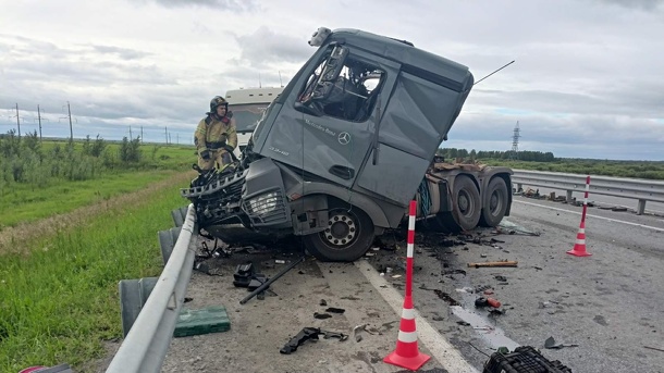 За три дня на трассе Тюмень-Омск случилось два ДТП с фурами