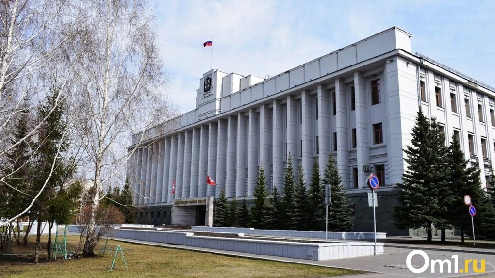 Избирком предоставил данные о доходах кандидатов в губернаторы Омской области