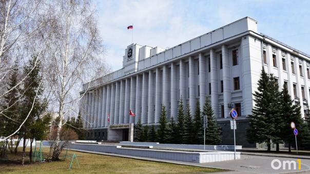 Избирком предоставил данные о доходах кандидатов в губернаторы Омской области