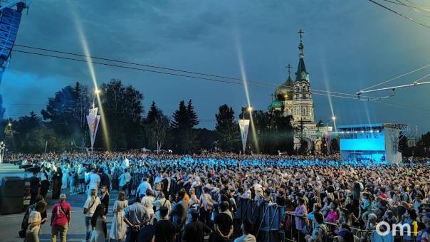 Концерты звёзд на Соборной площади в Омске посетили 39 тысяч человек