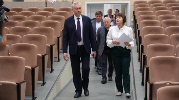 Губернатор Андрей Травников проверил ход развития социальных объектов в Искитимском районе