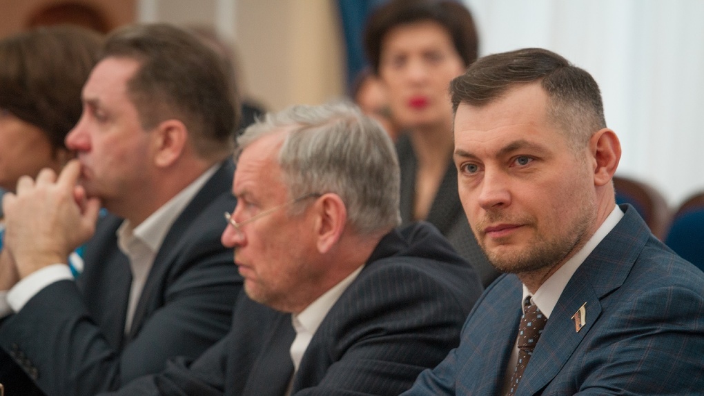 Депутатам горсовета Новосибирска представили конкурсную модель выборов мэра