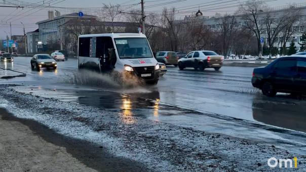 За вами следят: омских перевозчиков обязали оборудовать маршрутки GPS-навигаторами