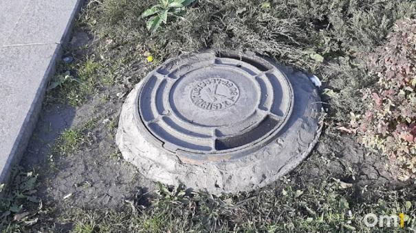 Омичи за год украли 162 крышки от люков