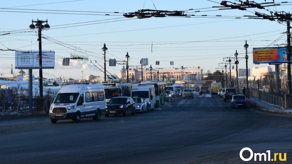 В центре Омска на полдня перекроют несколько важных дорог