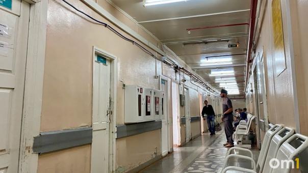 В Омске врачи могут зарабатывать до 300 тысяч рублей – список специальностей