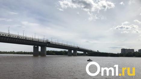 На метромосту у машины отлетело колесо