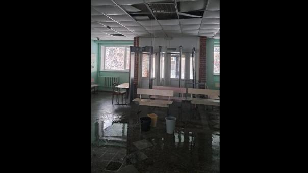 Омская прокуратура потребовала возместить ущерб пострадавшей от потопа школе