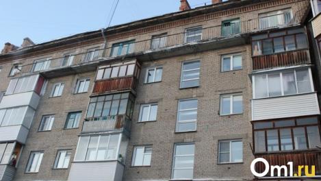 В Омске объявили режим повышенной готовности из-за двух опасных домов