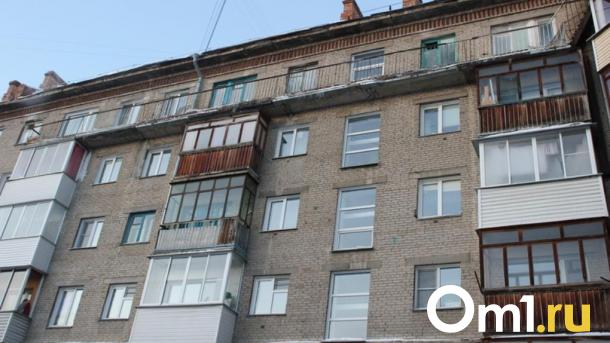 В Омске объявили режим повышенной готовности из-за двух опасных домов