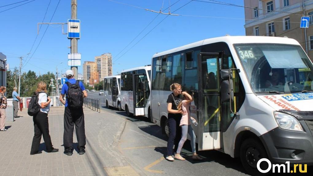 Стало известно, почему в Омске отменили шесть автобусных маршрутов