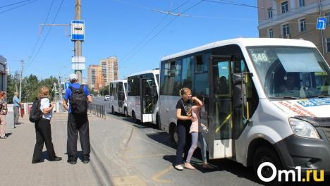 Стало известно, почему в Омске отменили шесть автобусных маршрутов
