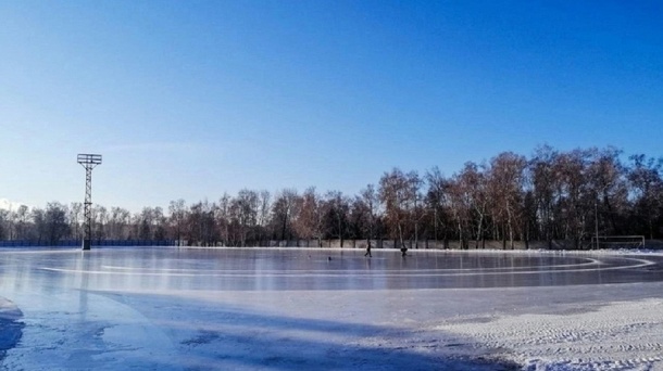 В Омске на «Красной звезде» открыли самый большой городской каток