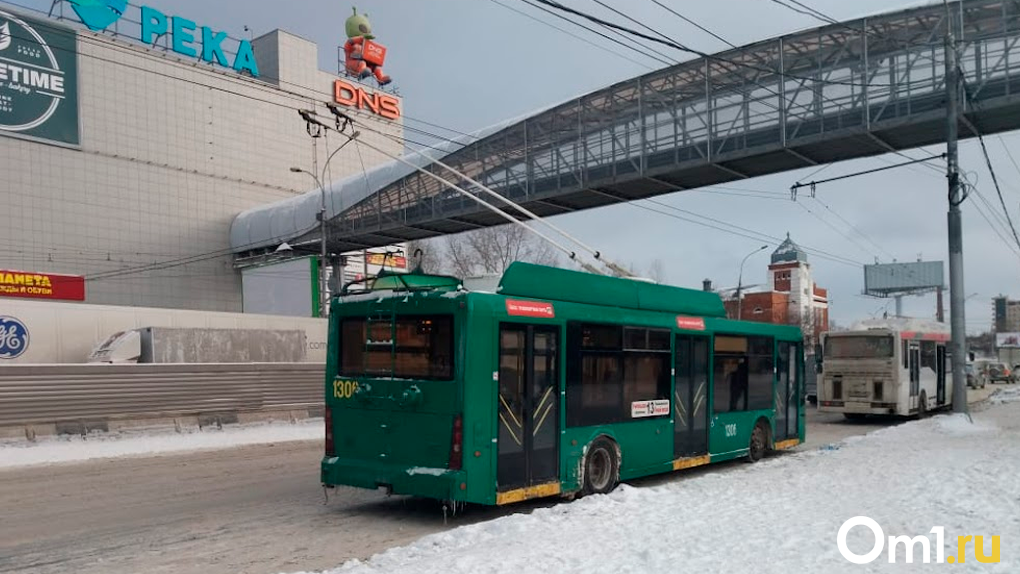 5 новых троллейбусов с автономным ходом привезли в Новосибирск