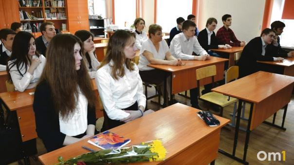 Какие экзамены чаще всего выбирают выпускники школ Новосибирской области