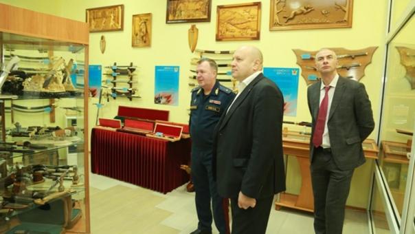 Экс-глава УФСИН Константин Книс назначен заместителем мэра Омска