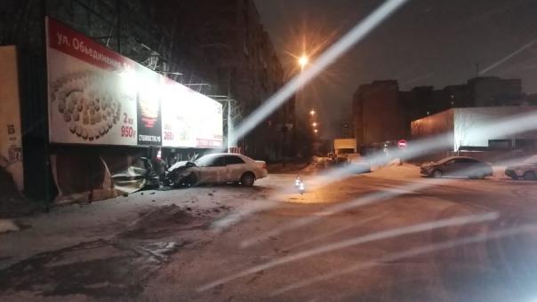 Три человека пострадали в ДТП в Новосибирске. ФОТО