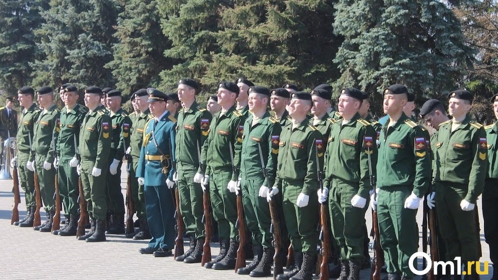 Новосибирцам начали рассылать повестки в армию