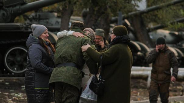 Жителей Кольцово просят не гулять у окрестностей военного полигона