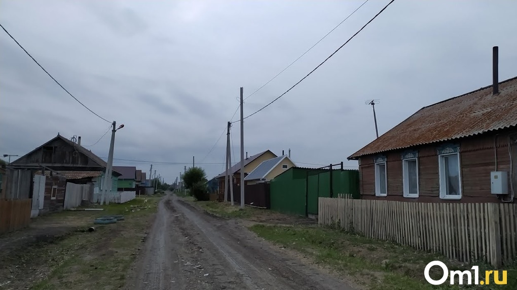 В Омской области будут чаще ремонтировать дороги в сёлах и деревнях