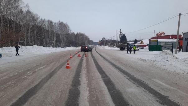 Под Омском сбили школьника, перебегавшего дорогу в неположенном месте