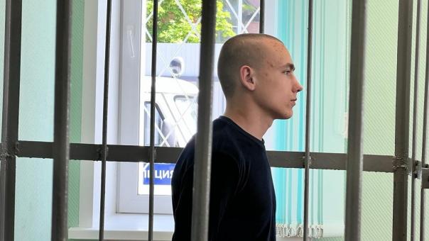 Под Новосибирском убившего завуча школьника приговорили к 9,5 годам тюрьмы в исправительной колонии